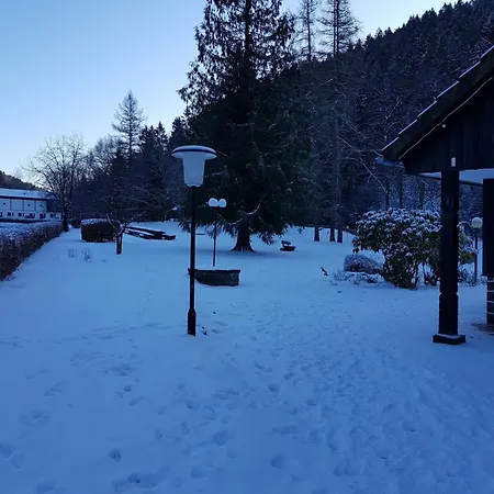 Spacious Haven In Prázdninový dům