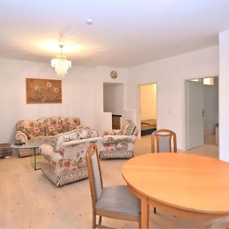 Spacious Haven In Дом отдыха Вильдеманн