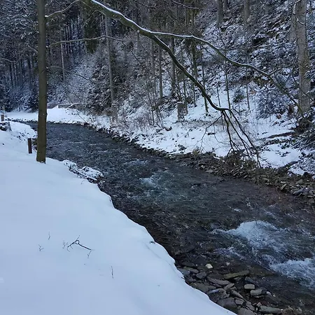 Spacious Haven In Prázdninový dům *